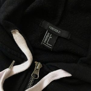 BLACK CROPPED F21 JACKET